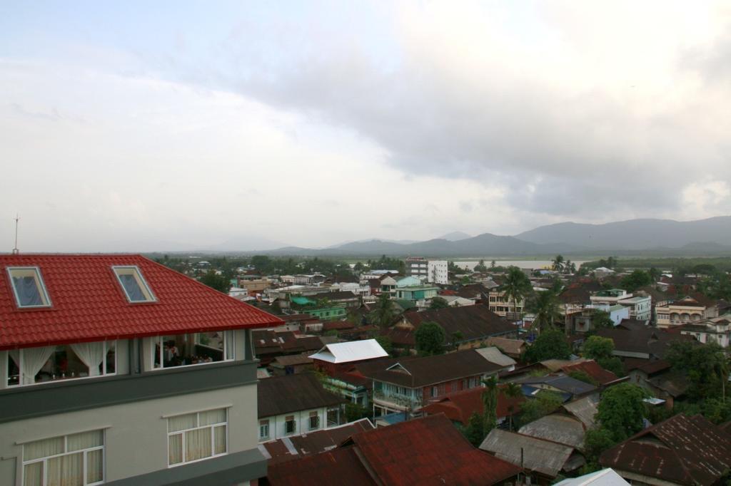 Golden Guest Hotel Dawei Exterior foto